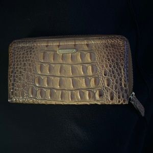 Brahmin Wallet